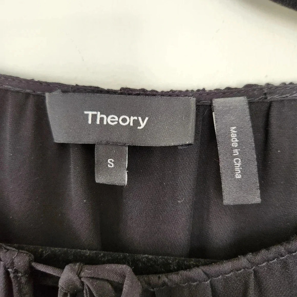 Theory 100% Silk Gathered Slit Neck Black Tie Front Blouse Size Small - Picture 6 of 10